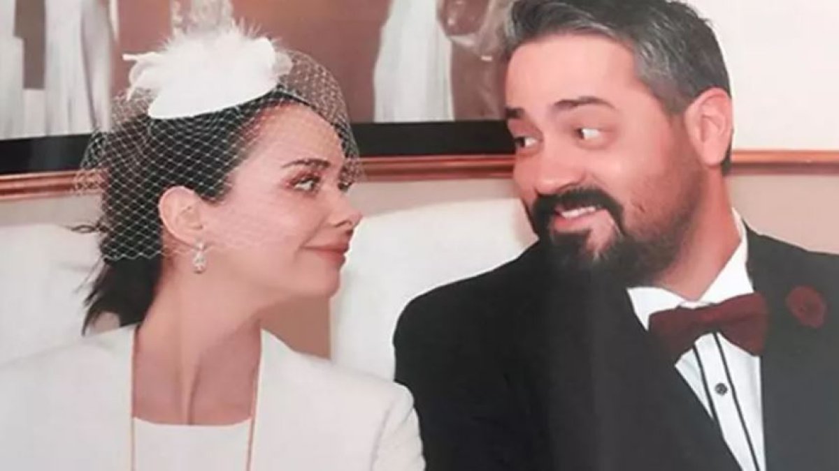 Oyuncu Pelin Sönmez ile Cem Candar boşandı