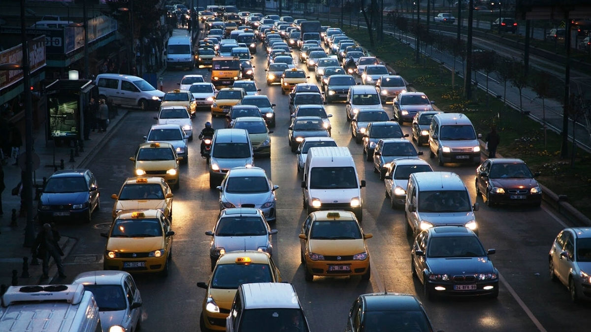 Araç sahiplerine kötü haber: O ücrete yüzde 18 zam! Yeni tarife 1 Ağustos'tan itibaren geçerli