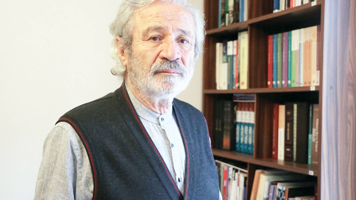 ‘Türk Dil Kurumu artık otorite olmaktan çıktı’