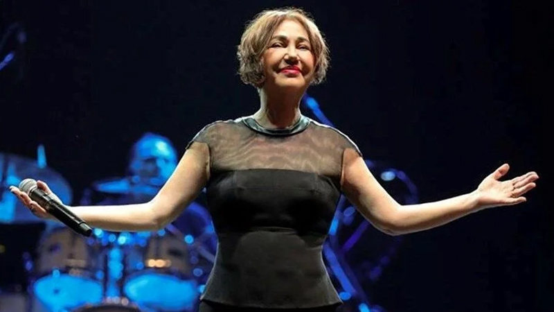 Hastaneye kaldırılmıştı! Nazan Öncel korkuttu: Ölümden döndüğü anı sahnede açıkladı