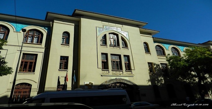 Kültür ve Turizm Bakanlığı'nda 110 kişi açığa alındı- Son dakika haberleri