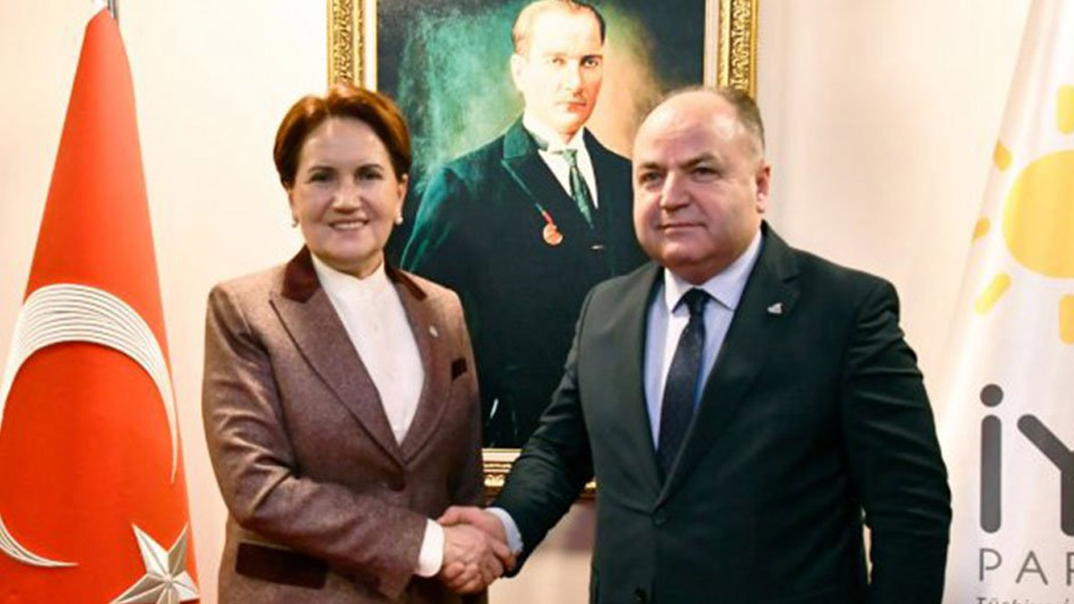 Akşener, Anavatan Partisi lideri Çelebi ile görüştü