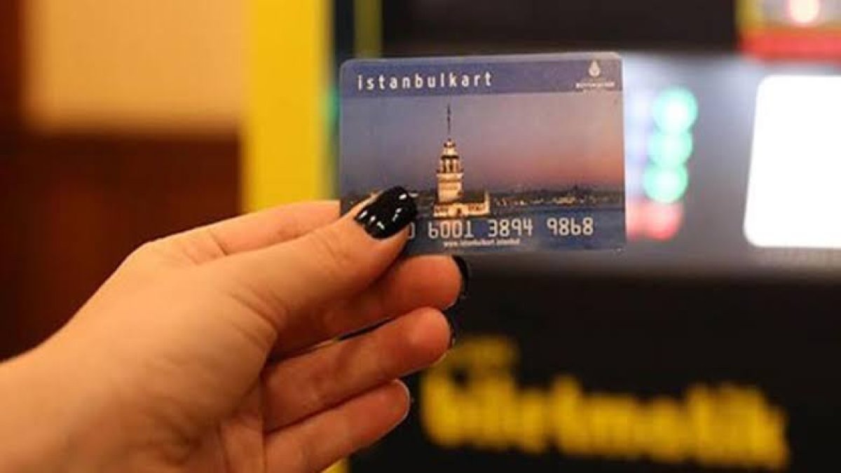 İBB öğrenci akbili için düğmeye bastı! O tarihte tarife değişiyor, basınca şaşırmayın