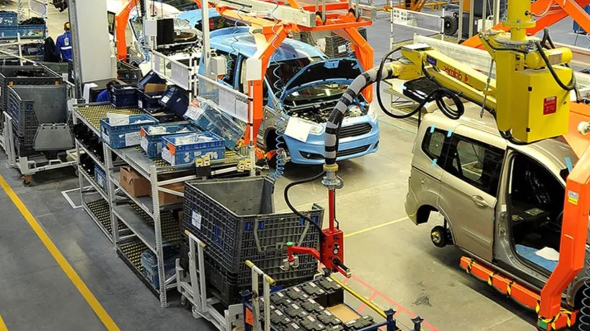 Ford, Türkiye fabrikasındaki üretimi durdurdu! Şirketten resmi açıklama geldi