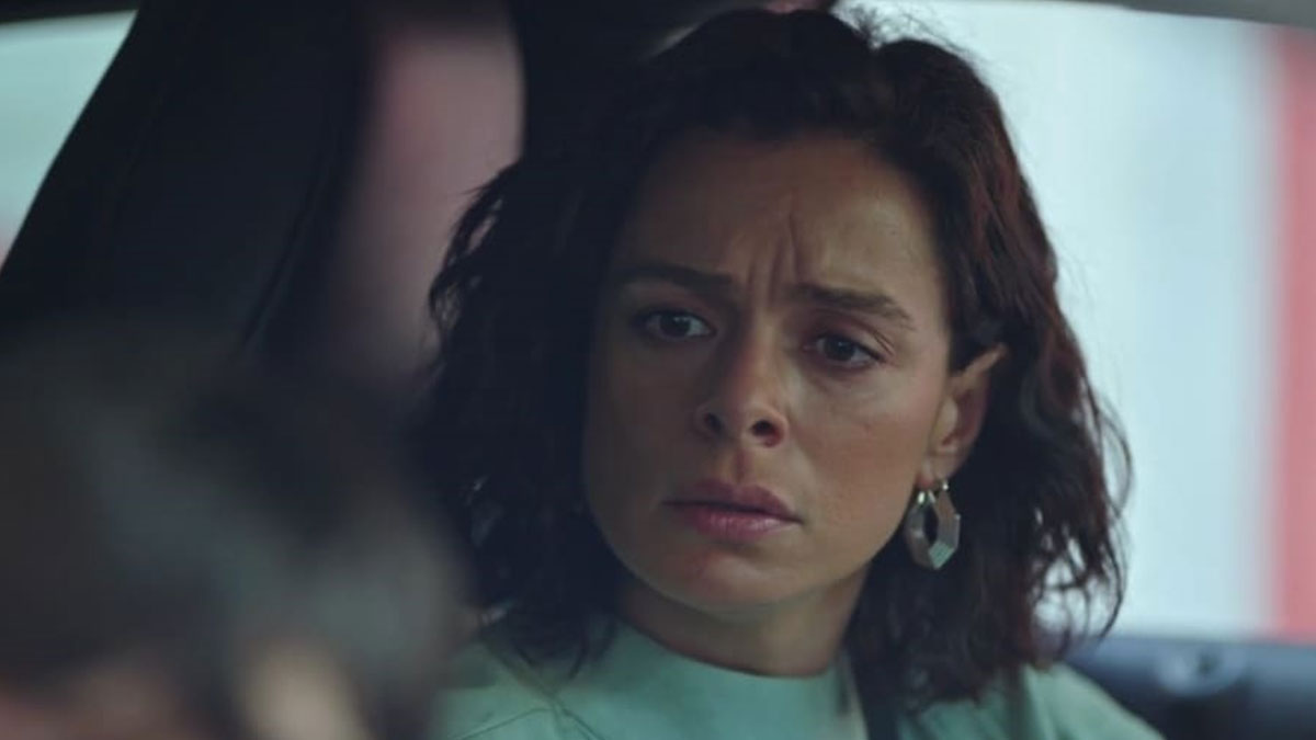 Özge Özpirinçci, hayranının isteği üzerine öyle bir şey yaptı ki, görenler şaştı kaldı! O anları paylaştı