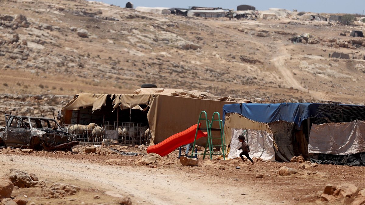 Yahudi yerleşimleri, Filistinli çiftçileri zor durumda bırakıyor