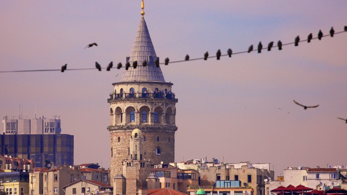 Müze ve ören yerlerine de kur zammı: Galata’ya giriş 650 lira oldu