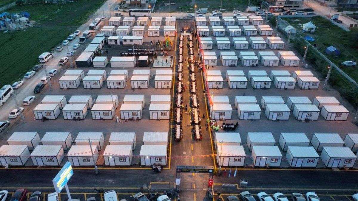 Yakutiye Belediyesi'nin 'konteyner mahallesi' en iyi proje ödülü aldı