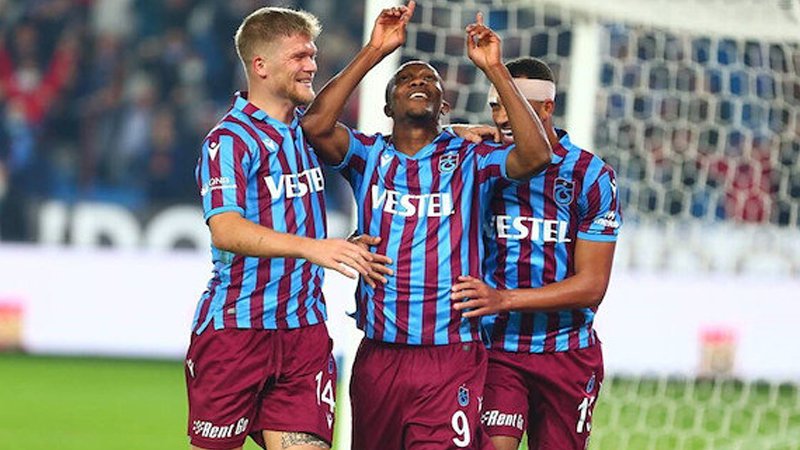 Fırtına'nın eski yıldızı geri dönüyor: Trabzonspor Başkanı Ertuğrul Doğan resmen açıkladı!