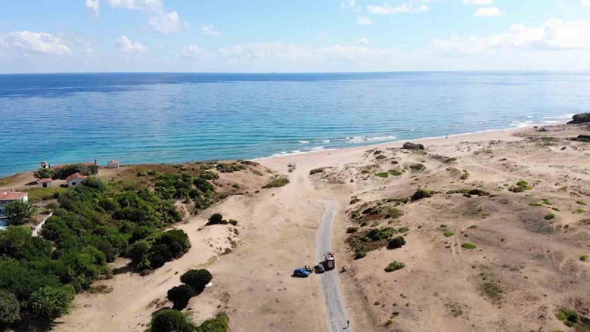 Şile'de 'patlamamış mayın' alarmı: Ekipler sahili kapattı