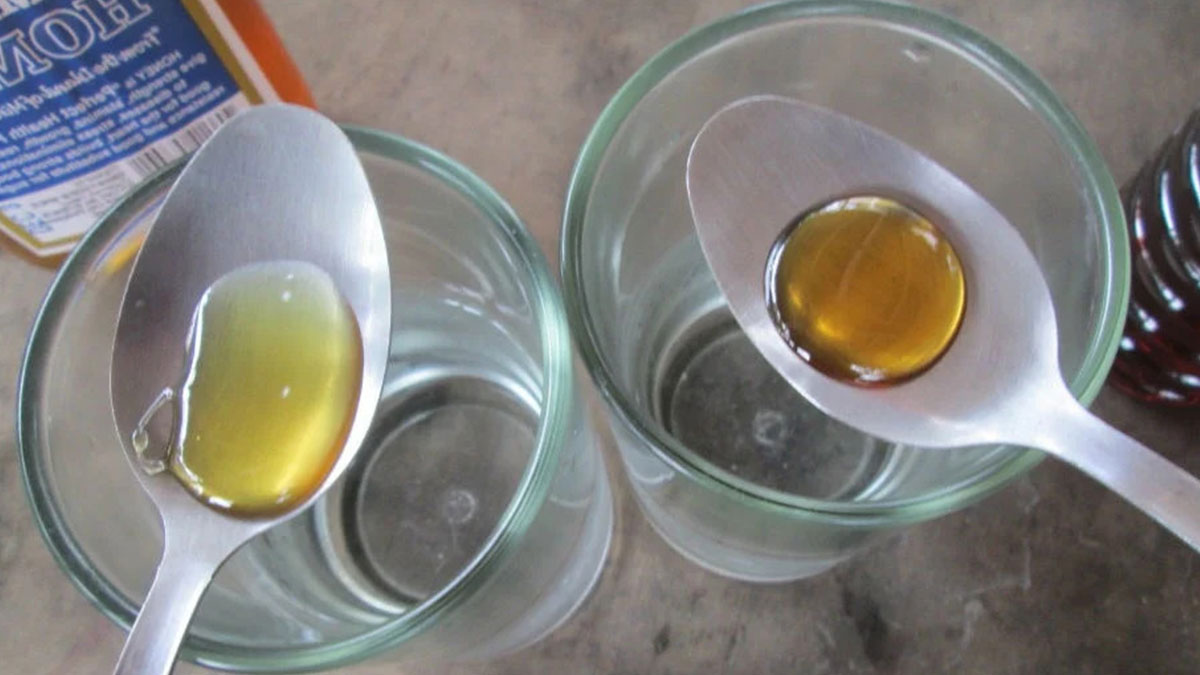 Hakiki balı anlamak meğer bu kadar kolaymış! Tek ihtiyacınız olan bir bardak su ve kibrit çöpü