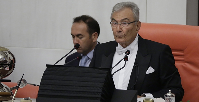 Baykal olaylı başladı