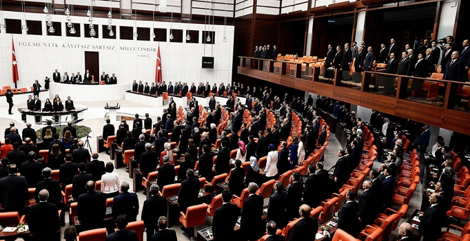 Meclis TV parlamentonun hızına yetişemedi