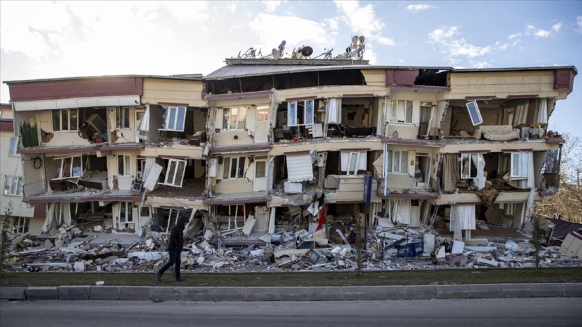 Deprem bölgesinden notlar...