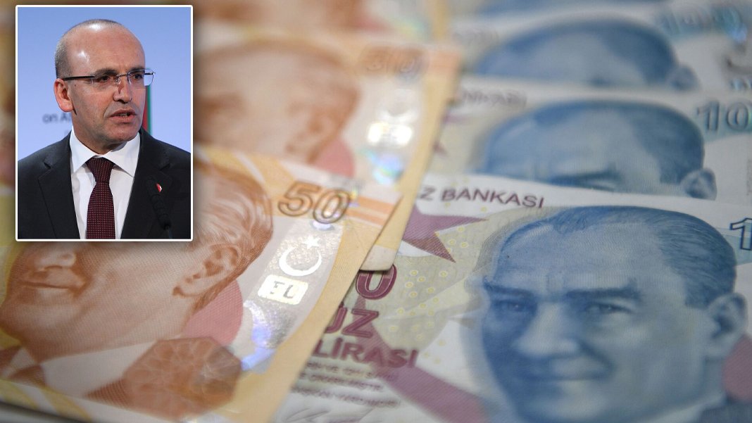 Bakan Şimşek enflasyondaki düşüş için tarih verdi: 2024'ün ortasını işaret etti