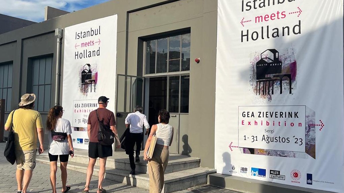 ‘Istanbul Meets Holland’ sergisi Müze Gazhane’de açıldı