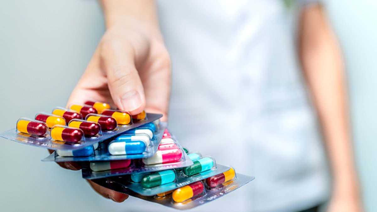 Antibiyotiğin Yan Etkileri Ne Zaman Geçer?