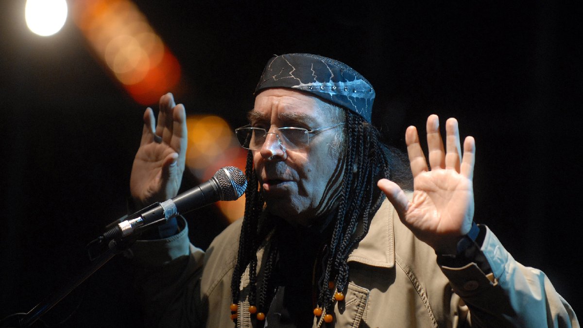 Sanat dünyasından Erkin Koray paylaşımları: Getirin bana o günleri yakalım bugünleri