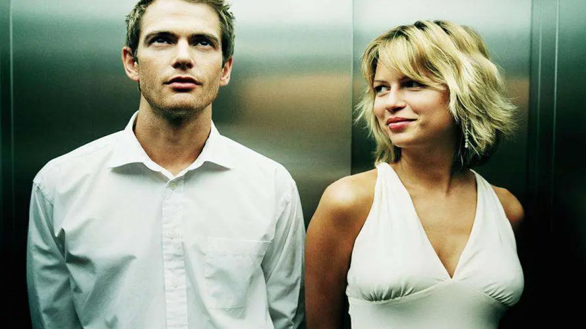 Bir Kadının Sizi Arzuladığını Nasıl Anlarsınız?