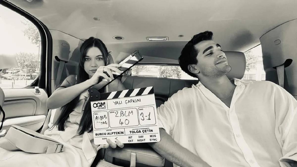 Dizi aşkları kısa sürdü! Olaylı bir ilişki yaşayan Afra Saraçoğlu ve Mert Ramazan Demir bakın neden ayrılmış…