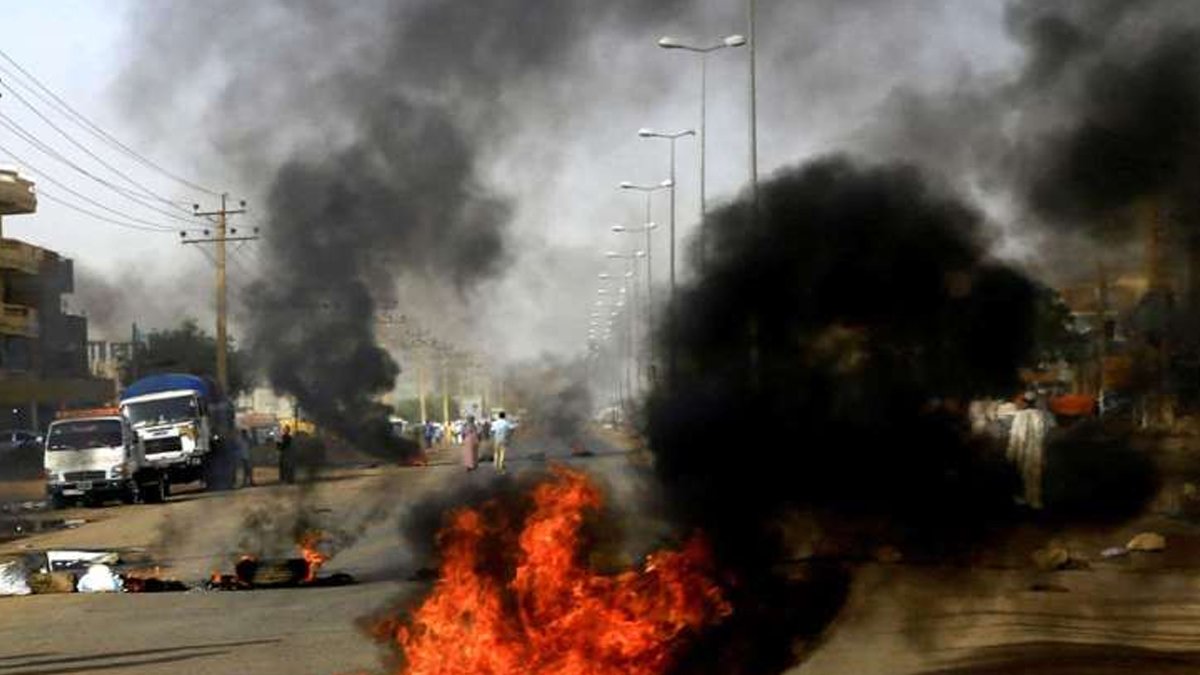 Sudan ordusu ile HDK arasındaki çatışma devam ediyor: 60 Binden Fazla Sudanlı, Komşu Ülkelere Sığındı