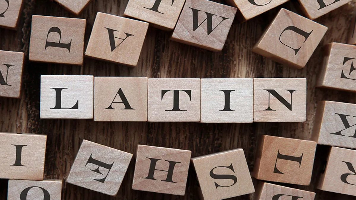 Latin Alfabesi: Tarihsel Gelişimi ve Kabul Edilme Süreci