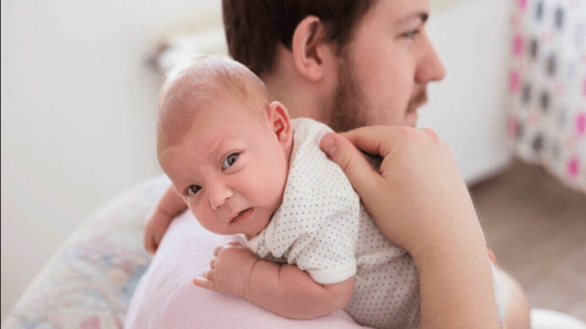 Yeni Doğan Bebeklerde Hıçkırık Nasıl Geçer: Pratik Çözümler ve Öneriler