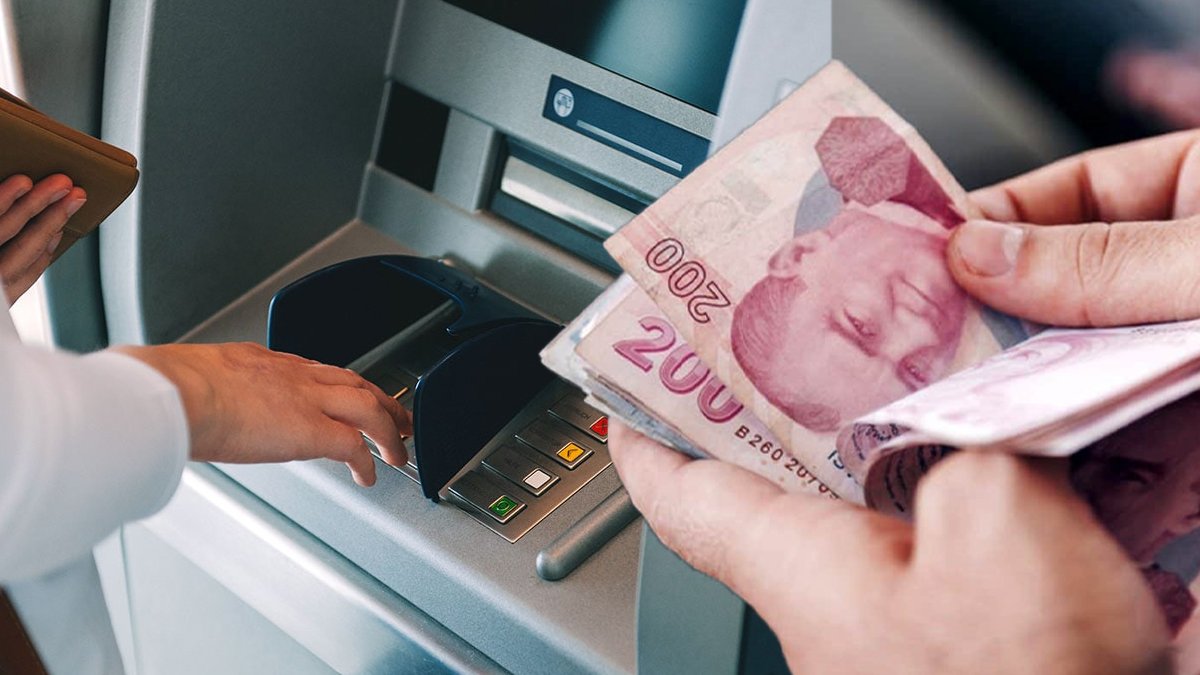 Enflasyon canavarı ATM'lere de uğradı: 10 ve 20 TL'lik banknotların yerine 200 lira