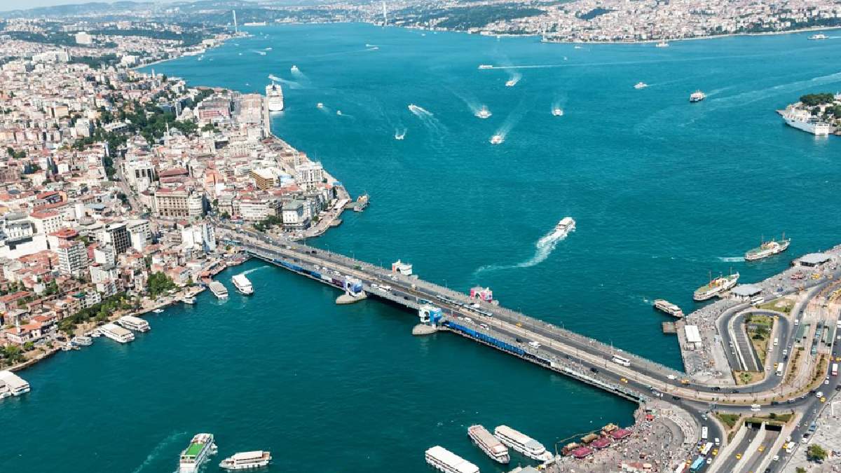 İstanbul'a 40 günlük yasak! Tarihi köprü kapandı... Ne yaya ne araç