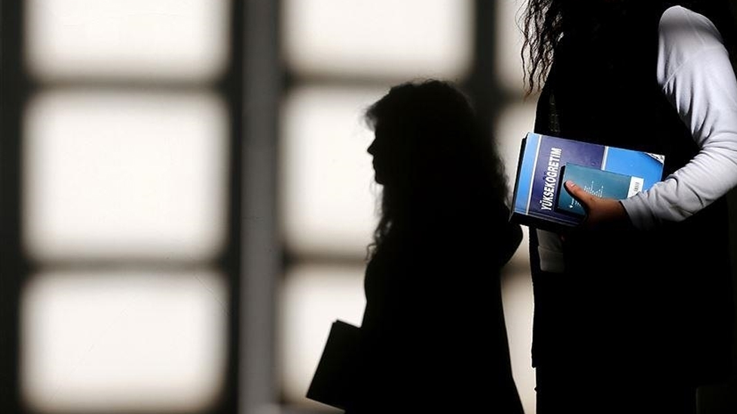 Doktorlardan sonra 12 bin akademisyen de yurt dışına gitti: Beyin göçü katlanarak artıyor