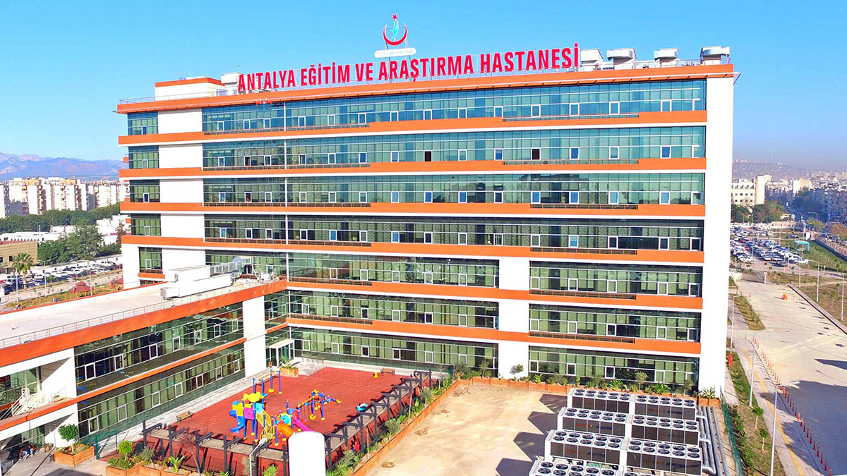 Devlet hastanesinin artan koronavirüs vakaları nedeniyle kapatıldığı ileri sürüldü! Resmi açıklama yapıldı