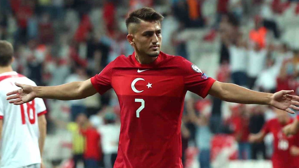 Fenerbahçe Cengiz Ünder'i açıkladı
