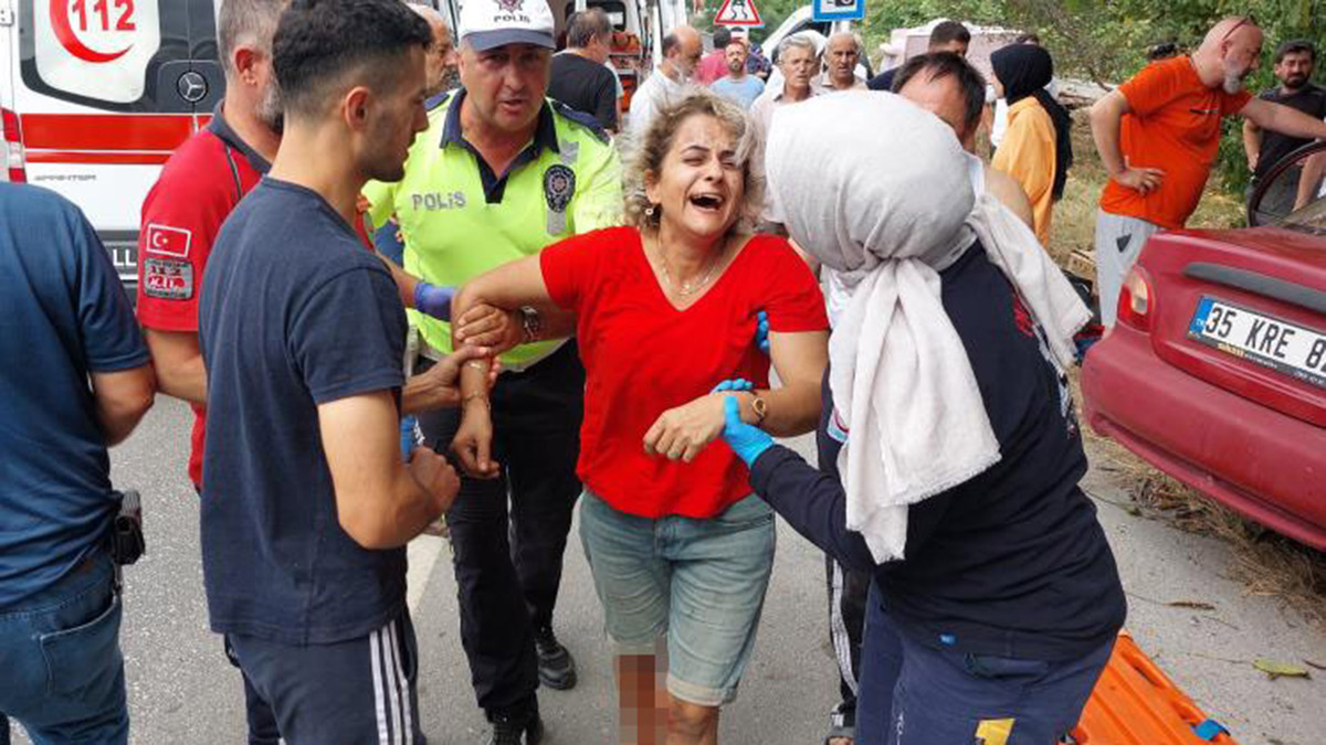 Feci kazada eşini ve kayınvalidesini kaybetti! Sürücünün feryatları yürekleri dağladı