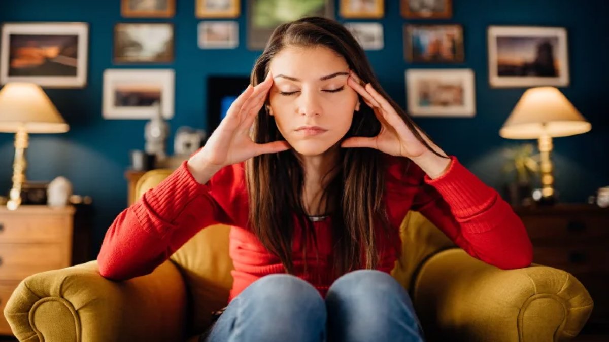 Bir İnsanın Seni Sevmediğini Nasıl Anlarsın?