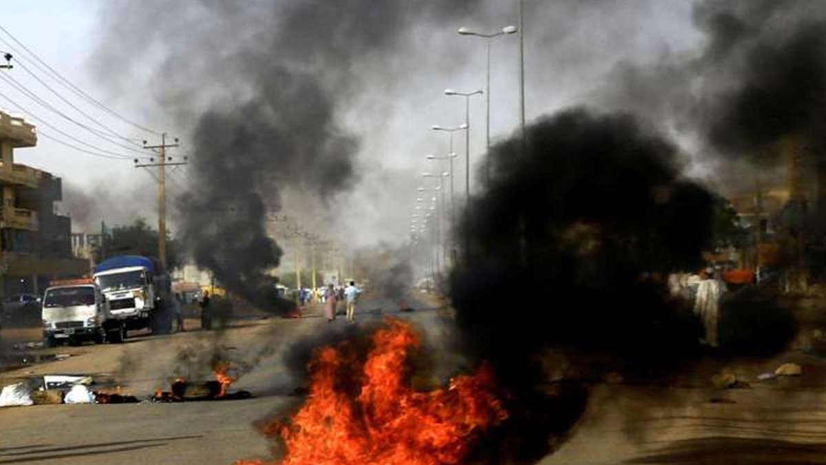 Sudan'da çatışmalar durmak bilmiyor: 'Modern tarihteki en büyük komplo'