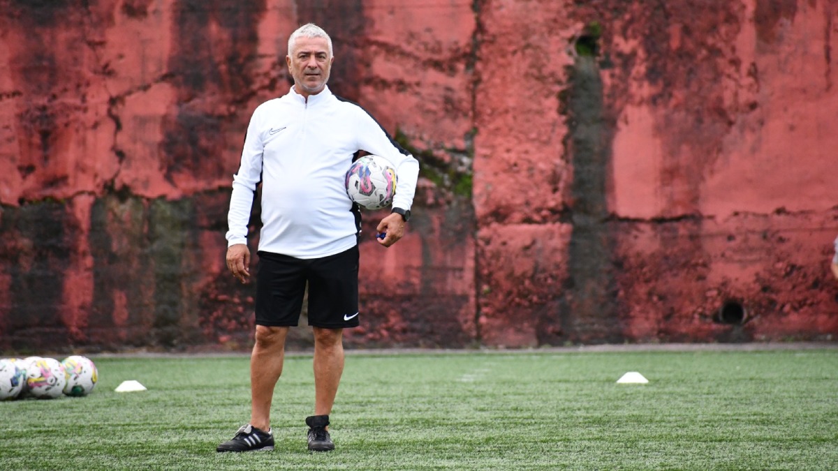 Kdz. Ereğli Belediyespor Teknik Direktörü Cahit Terzi, yeni sezon öncesi açıklamalarda bulundu