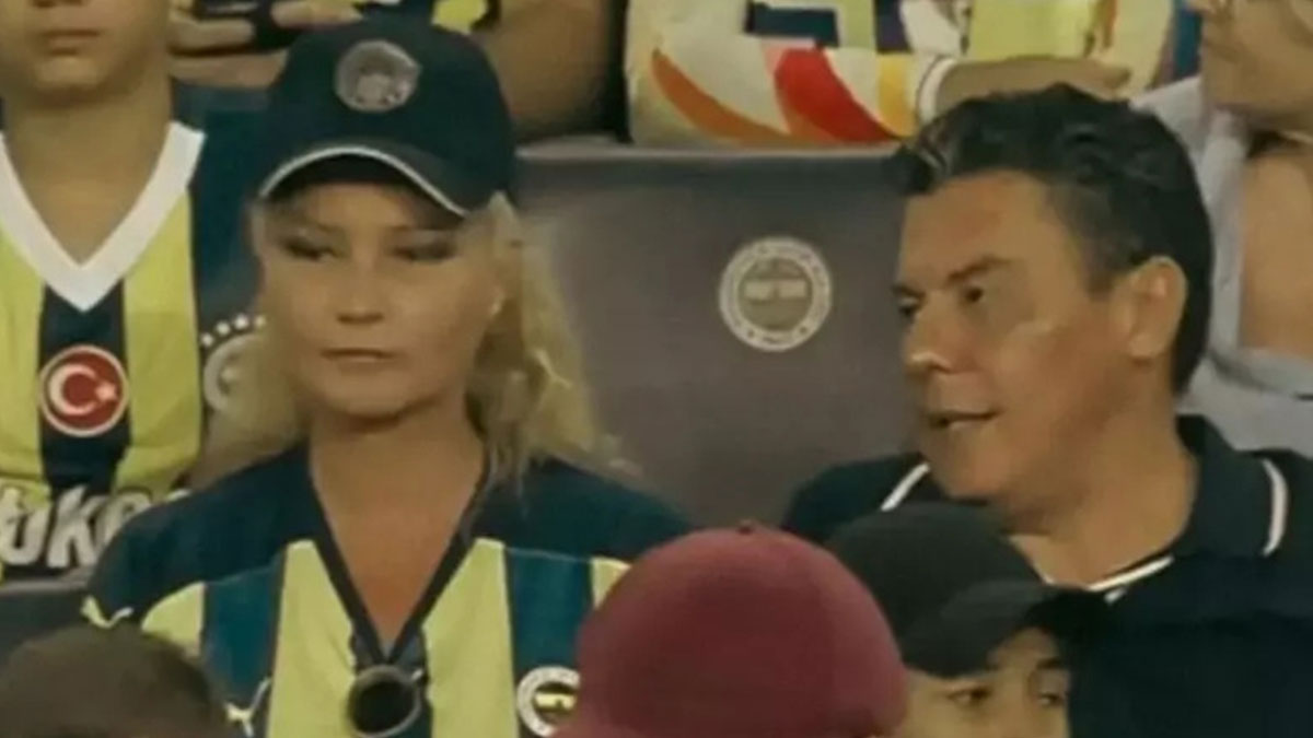 Müge Anlı, kocasıyla Fener maçına gitti! Eniştenin yüzünden düşen bin parça... Müge mutluluktan uçarken...