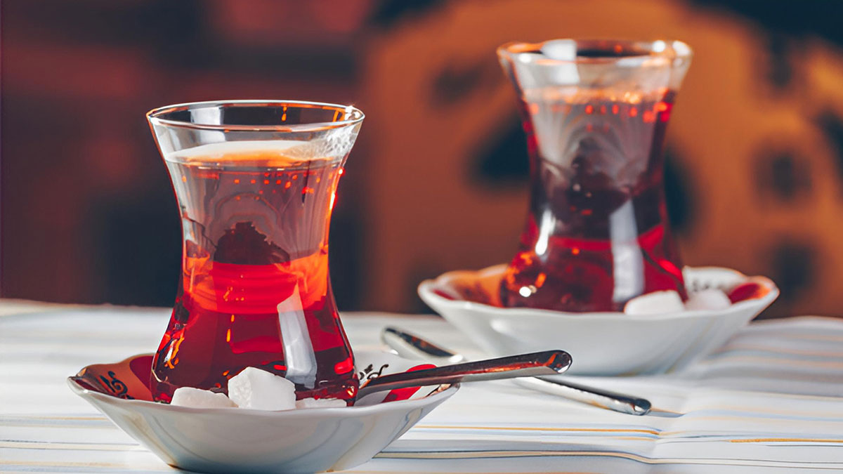 Zam nedeniyle çaya şeker atamıyorduk, artık çay da içemeyeceğiz! Çaya üç ayda üçüncü zam!