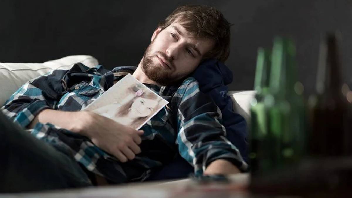 Eski sevgilinizi unutamamanızın 5 nedeni! Eğer unutmak istiyorsanız bunlara dikkat edin yoksa vay halinize…