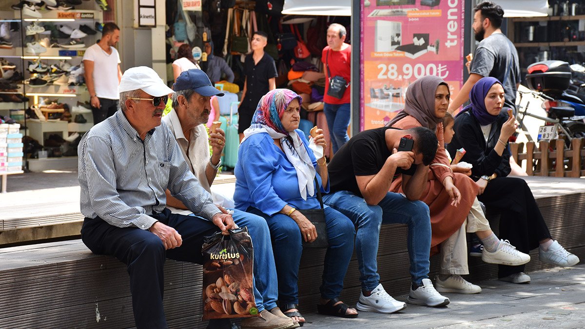 Bakan Özhaseki Türkiye’de sıcaklık rekoru kırıldığını açıkladı