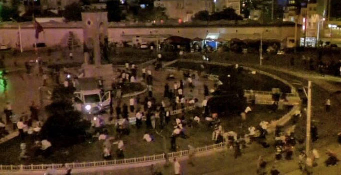 15 Temmuz gecesi Taksim'de yaşananlar