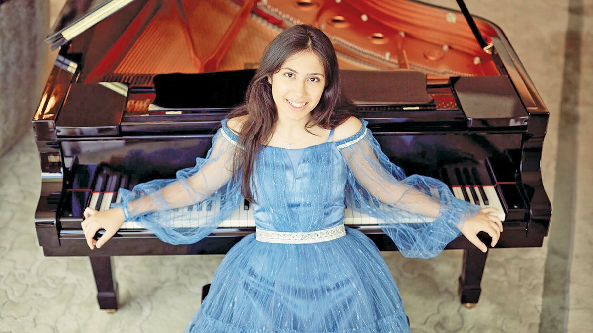 Türk piyaniste Almanya’da ‘dahi çocuk’ övgüsü