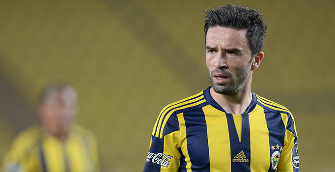 Kadıköy Ülker Stadyumu'nda Gökhan Gönül krizi!