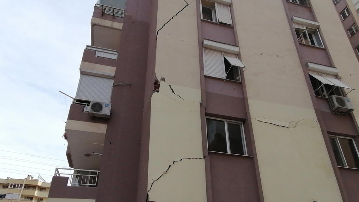 Türkiye hala depreme hazır değil: İstanbul'da 600 bin Türkiye'de milyon 'riskli' bina var