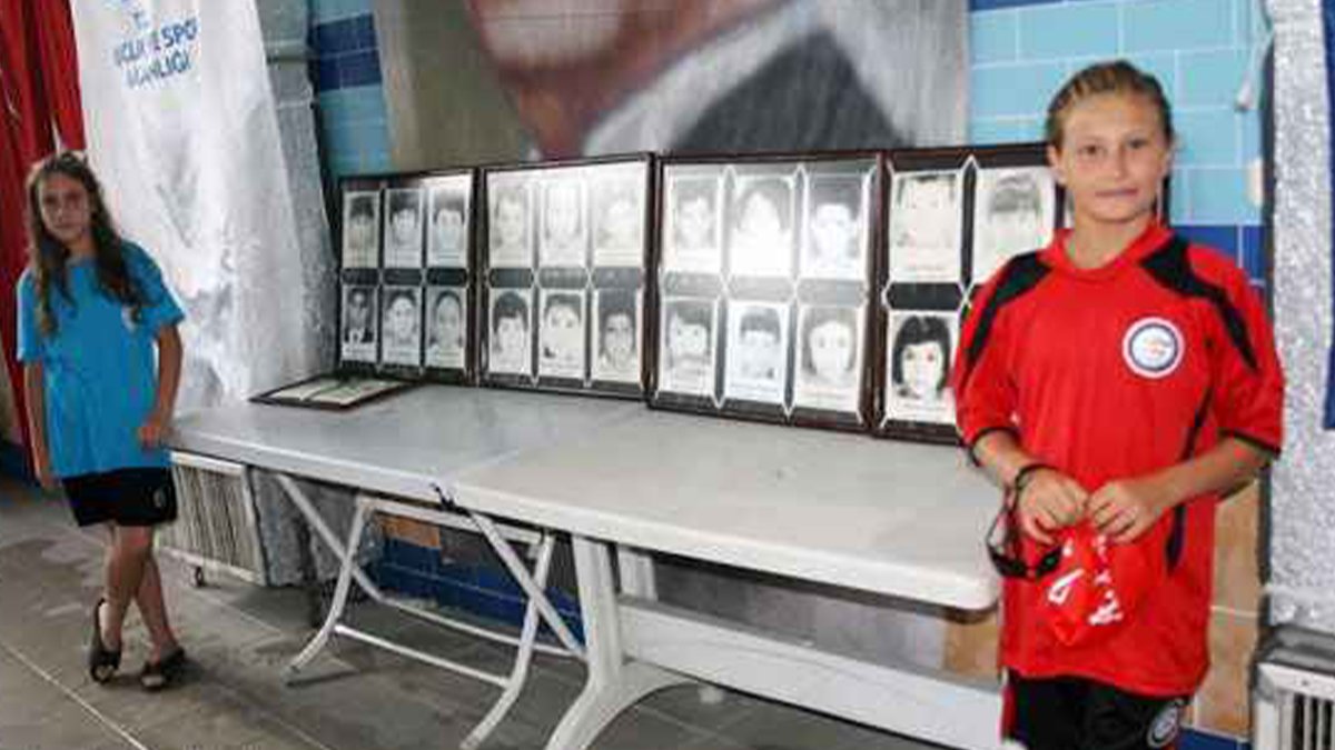 Depremde hayatını kaybeden 26 genç yüzücünün hikayesi belgesel oldu