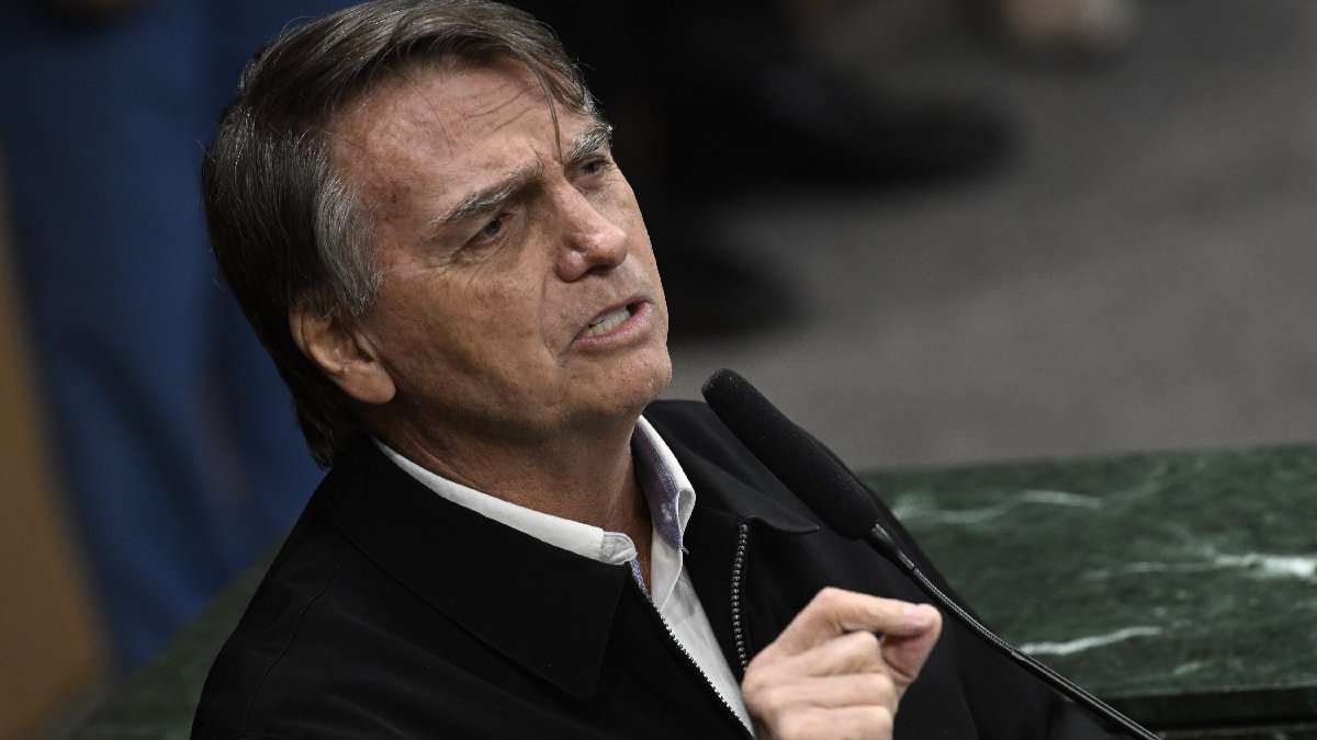 Brezilya’nın eski lideri Bolsonaro yargılanıyor: Beyan etmediği mücevherler başını yaktı