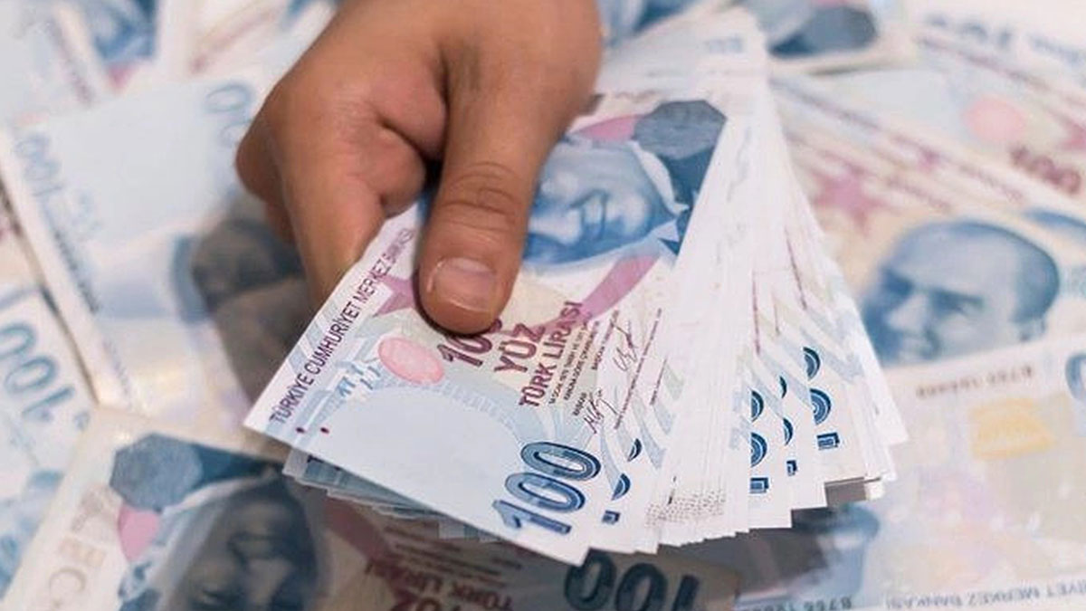 EYT'lilere ve yeni emeklilere o bankadan piyango gibi kampanya! Üç yıl maaş sözü verene anında 10 bin TL ödeme