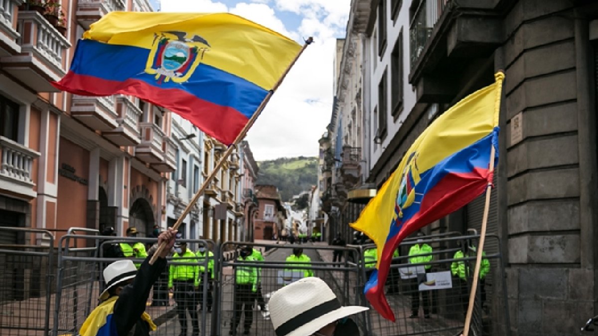 Ekvadorlular sandık başına gidiyor: Suikastin gölgesinde seçim