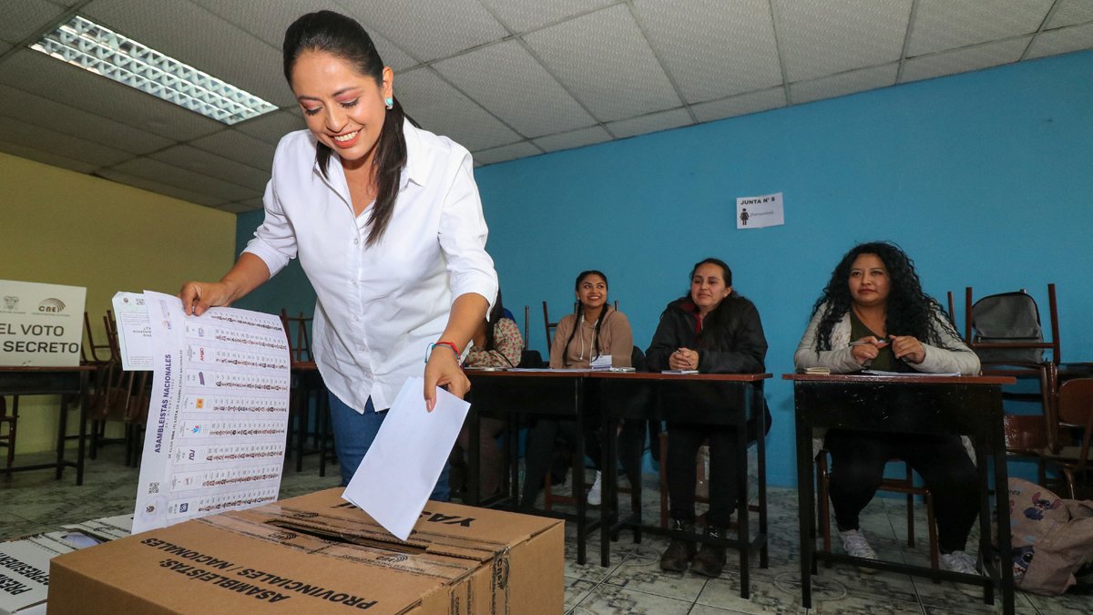 Ekvador’da başkanlık seçimleri ikinci tura kaldı