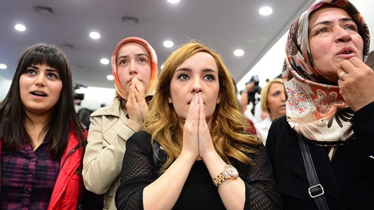 Devlet, öğretmenler ve insan nasıl değersizleştirilir?